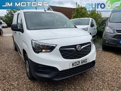 White Used 2021 Vauxhall Combo MPV | £9,780 (Fair price)