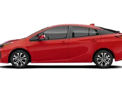 White Used 2018 Toyota Prius Hatchback | £14,513 (Good price)
