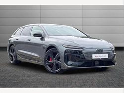 Grey Used 2025 Audi e-tron Comfort SUV | £69,995