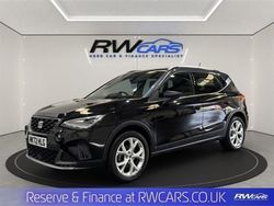 Black Used 2022 Seat Arona FR SUV | £13,989 (Fair price)