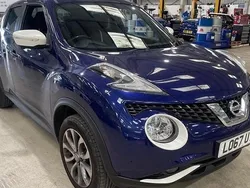 Ink blue pearl Used 2018 Nissan Juke Tekna SUV | £6,675 (Fair price)