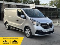 Silver Used 2018 Renault Trafic Van | £11,000 (Fair price)
