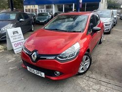 Red Used 2015 Renault Clio IV Dynamique Hatchback | £6,300 (Fair price)