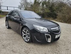 Black Used 2013 Vauxhall Insignia Sport Estate | £9,999 (Good price)