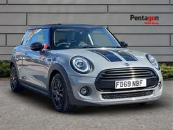 Grey Used 2019 Mini Cooper Classic Hatchback | £11,194 (Fair price)