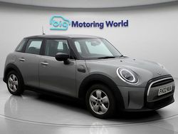 Used 2022 Mini Cooper Classic Hatchback | £16,176 (Fair price)
