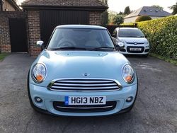 Blue Used 2013 Mini Cooper Hatch Hatchback | £10,995 (Good price)