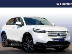 Platinum white Used 2022 Honda HR-V Advance SUV | £21,450 (Fair price)
