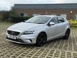 Silver Used 2018 Volvo V40 R-Design Estate | £10,495 (Fair price)