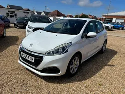 White Used 2016 Peugeot 208 Active Hatchback | £5,495 (Fair price)
