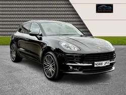 Black Used 2017 Porsche Macan S SUV | £24,995 (Fair price)