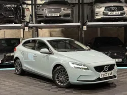 Used 2019 Volvo V40 Momentum Estate | £7,989 (Good price)