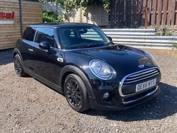 Black Used 2017 Mini ONE Hatch Hatchback | £7,395 (Good price)