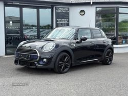 Black Used 2017 Mini Cooper D Hatch Hatchback | £9,995 (Expensive)