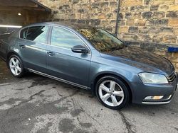 Grey Used 2012 VW Passat SE Sedan | £2,990 (Good price)
