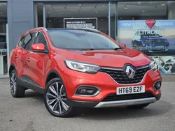Red Used 2019 Renault Kadjar Version S SUV | £9,495 (Fair price)