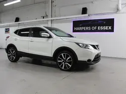 White Used 2015 Nissan Qashqai Tekna SUV | £4,495 (Super price)