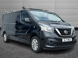 Black Used 2021 Nissan NV300 Tekna Van | £15,250 (Fair price)