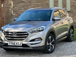 White Used 2016 Hyundai Tucson Premium SUV | £6,450 (Fair price)