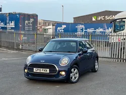 Blue Used 2015 Mini Cooper D Hatch Hatchback | £4,995 (Fair price)