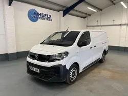 White Used 2024 Vauxhall Vivaro Van | £16,390 (Good price)