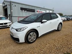 White Used 2020 VW ID.3 Pro Performance Hatchback | £10,490 (Fair price)