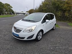 White Used 2011 Vauxhall Meriva MPV | £2,990 (A bit pricey)