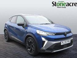 Blue/black New 2025 Renault Captur Esprit Alpine SUV | £26,245