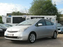 Silver Used 2006 Toyota Prius Hatchback | £4,495 (Expensive)