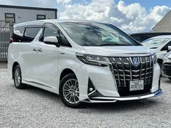 White Used 2021 Toyota Alphard Business Edition MPV | £59,995
