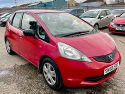 Red Used 2008 Honda Jazz S Hatchback | £2,250 (Fair price)