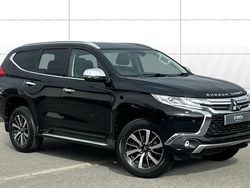 Black Used 2020 Mitsubishi Shogun SUV | £24,521 (Fair price)