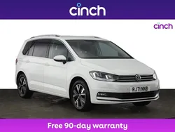 White Used 2022 VW Touran SEL MPV | £23,539 (Expensive)