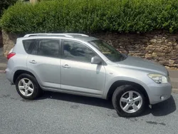 Silver Used 2006 Toyota RAV4 SUV | £2,495 (Super price)