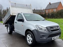 Silver Used 2017 Isuzu D-Max Pickup | £16,995 (A bit pricey)