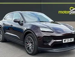 Copper ruby metallic Used 2025 Porsche Macan SUV | £74,950 (Super price)