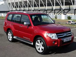 Red Used 2009 Mitsubishi Shogun SUV | £7,500 (Fair price)