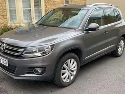 Grey metallic Used 2015 VW Tiguan Match SUV | £7,495 (Fair price)