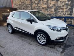 Cream Used 2016 Renault Captur Dynamique SUV | £4,990 (Good price)