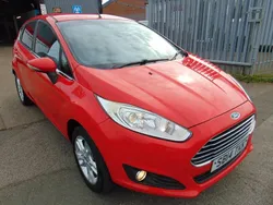Red Used 2014 Ford Fiesta Zetec Hatchback | £3,795 (Fair price)