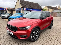 Red met Used 2018 Volvo XC40 R-Design SUV | £18,499 (Good price)