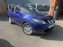 Blue Used 2015 Nissan Qashqai S SUV | £6,799 (Fair price)
