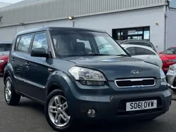 Blue Used 2011 Kia Soul 2 SUV | £3,995 (Fair price)