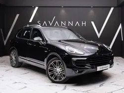 Black Used 2017 Porsche Cayenne SUV | £26,990 (Fair price)
