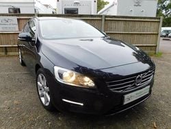 Blue Used 2016 Volvo V60 SE Estate | £12,450 (Fair price)