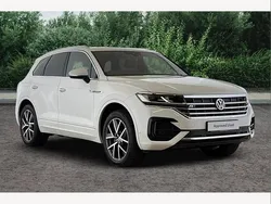 White Used 2019 VW Touareg R-line SUV | £29,990 (Fair price)