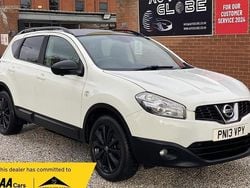White Used 2013 Nissan Qashqai 360º SUV | £4,490 (Fair price)