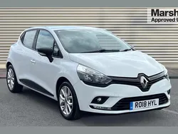 White Used 2018 Renault Clio IV Play Hatchback | £8,320 (Fair price)