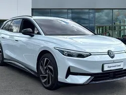 White Used 2024 VW ID.7 Pro Sedan | £34,547 (Good price)
