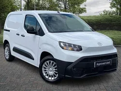 White New 2025 Toyota Proace Van | £19,761 (Good price)